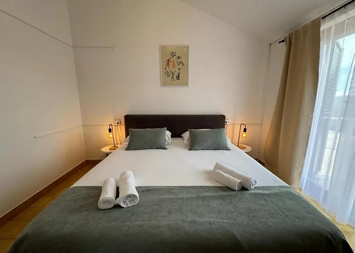 Lovisca Parque de Campismo Jezera